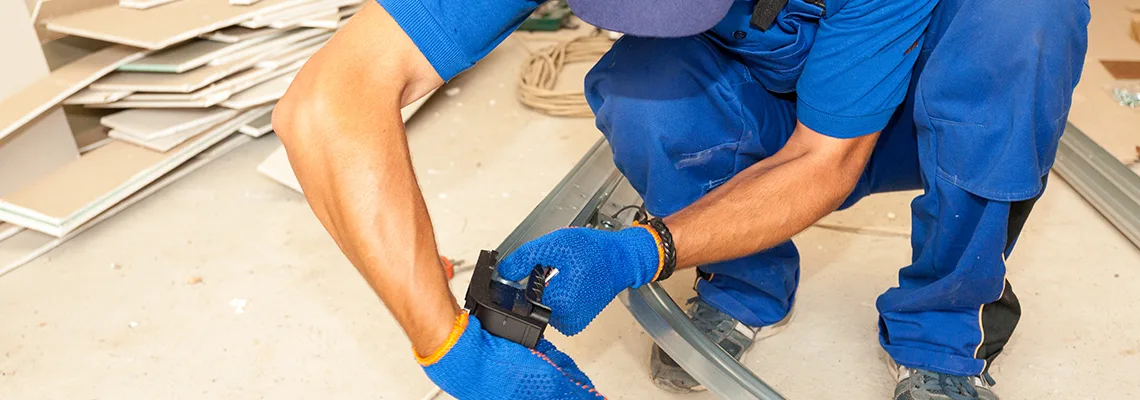 Fix Vinyl Garage Door Loud Noise in Tallahassee, FL